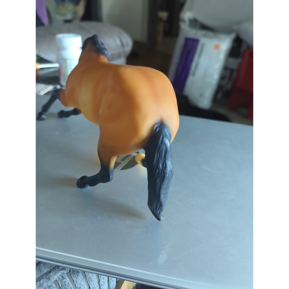 Breyer Classic Scale Buckskin Cutting Horse - Picture 4 of 8
